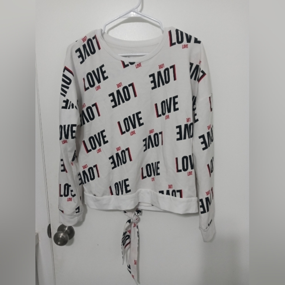 New York & Co. Soho Street Spellout "Love" pullover Sweatshirt ties in back M